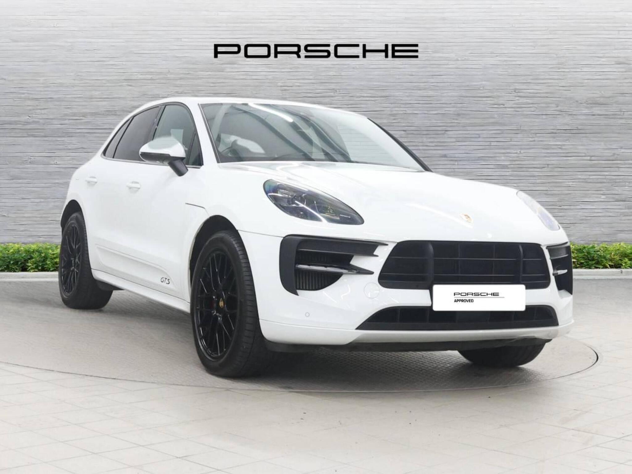 Macan GTS, photo 1 of 59