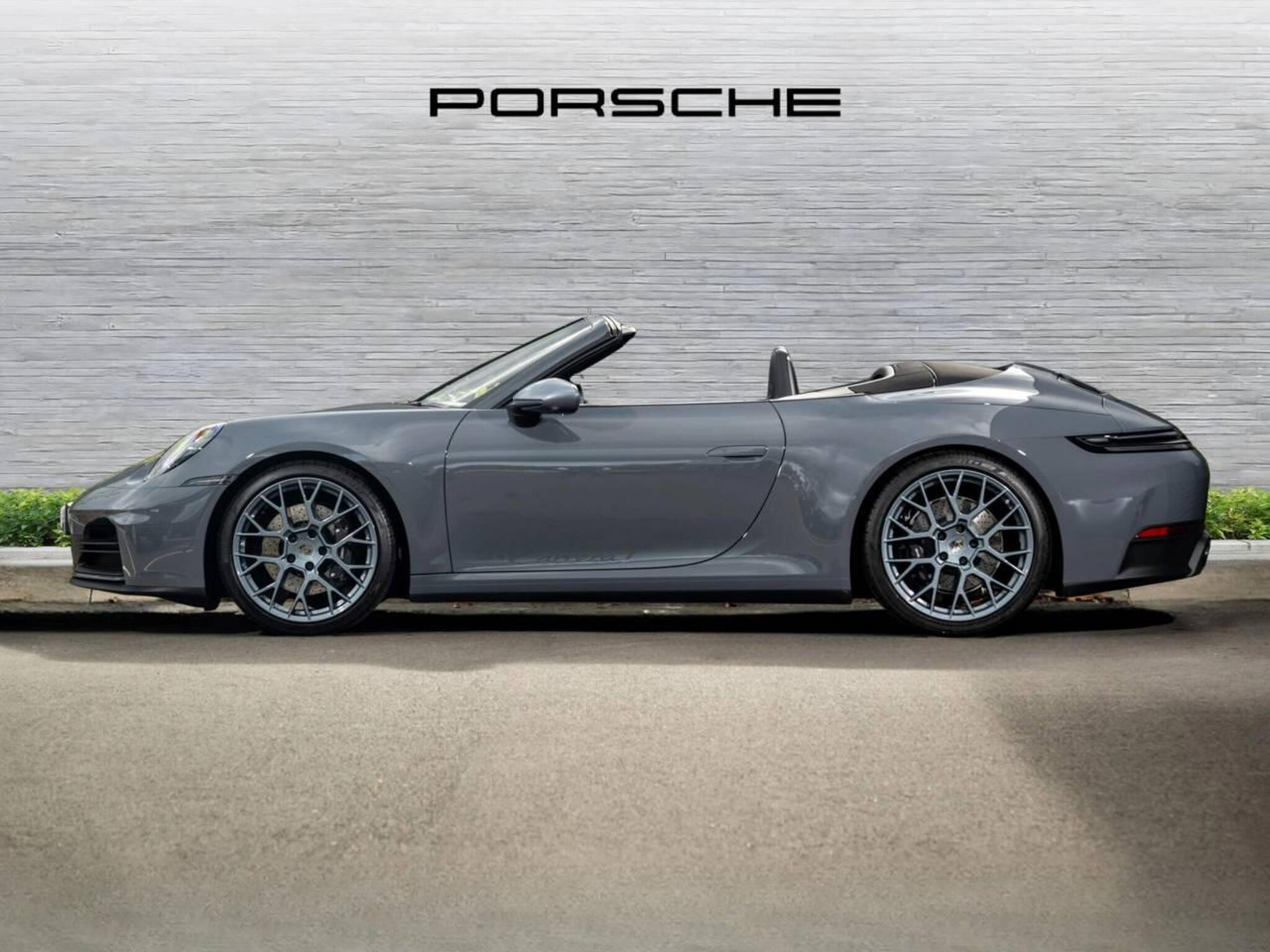 911 Carrera T Cabriolet, photo 2 of 58