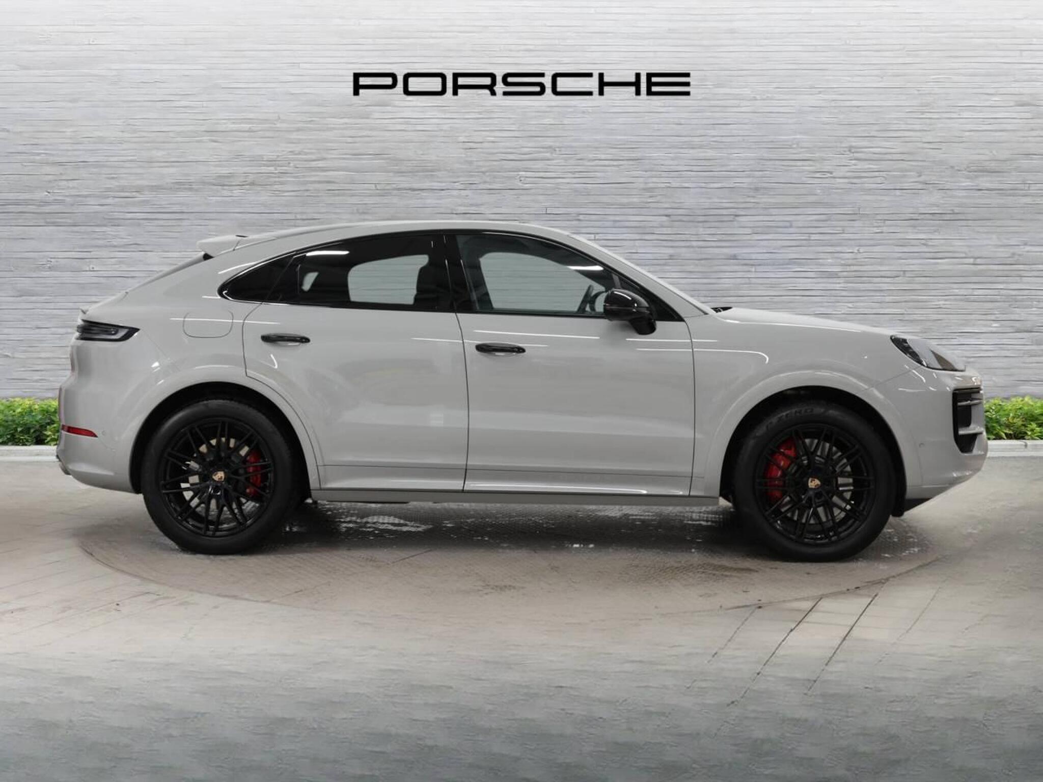 Cayenne S, photo 2 of 39