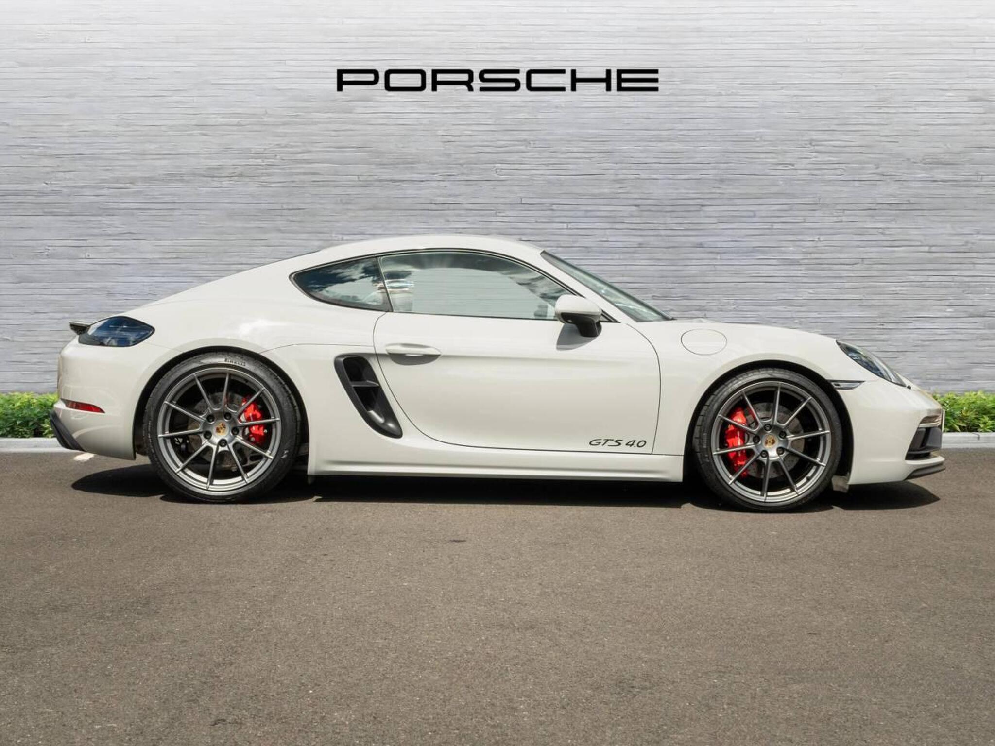 718 Cayman GTS 4.0, photo 2 of 47