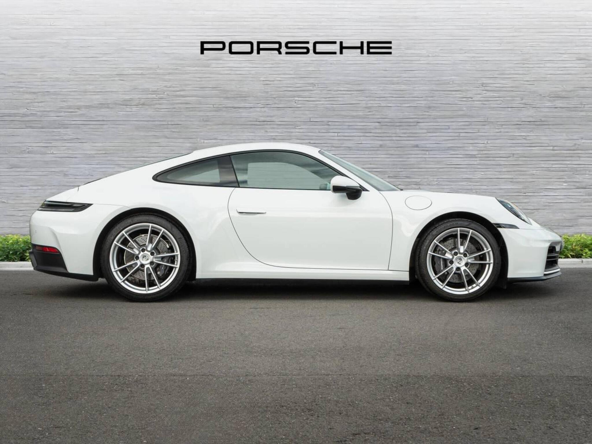 911 Carrera, photo 2 of 45