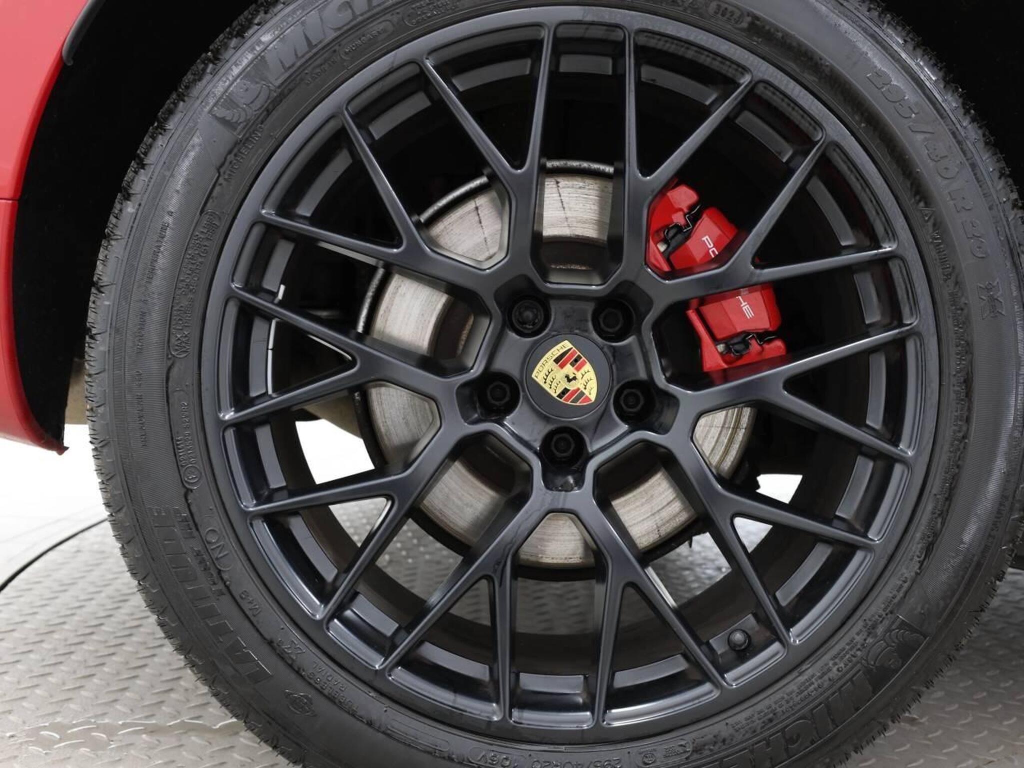 Macan GTS, photo 39 of 39