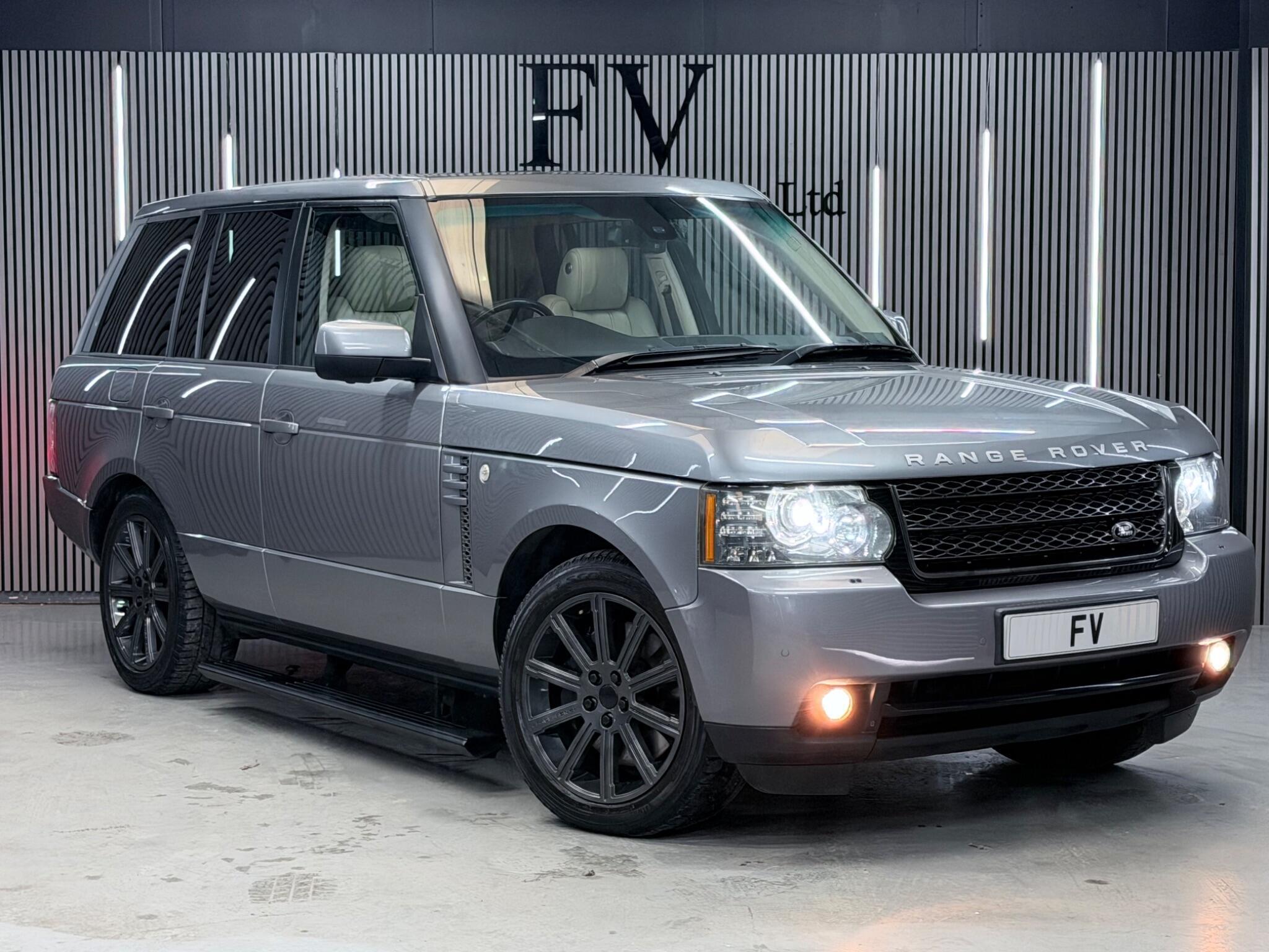 2012 Land Rover Range Rover Vogue SE