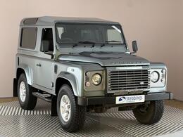 LAND ROVER Defender 90 