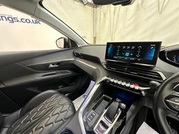Peugeot 3008 VU71KBN