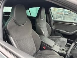 Skoda Superb YD71LXZ