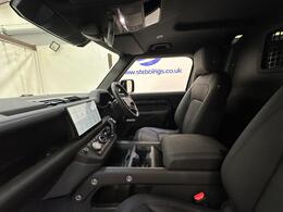 Land Rover Defender 90 HK25JCO