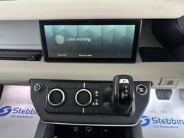 Land Rover Defender 110 OY20YDU