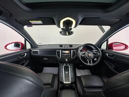 Porsche Macan AE18WBL