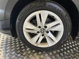 Volkswagen Golf EN21XYJ