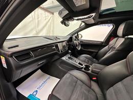 Porsche Macan WM66DZS