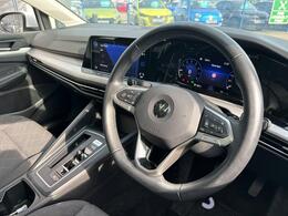 Volkswagen Golf LD72RNV