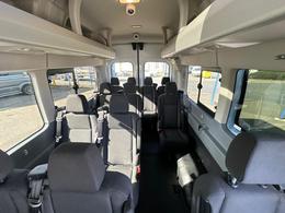 Ford Transit YP68UVJ