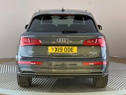 Audi Q5 YX19ODE