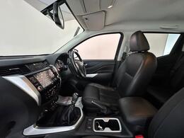 Nissan Navara YH21DDW