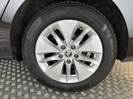 Skoda Octavia WN72ZZV