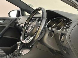 Volkswagen Golf MD66AXF