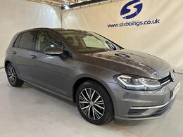 Volkswagen Golf AE67OET