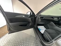Vauxhall Insignia VO71HRZ