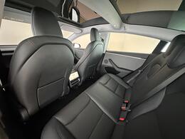 Tesla Model 3 LB74UKP