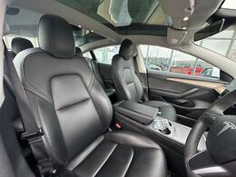 Tesla Model 3 AF72VJG