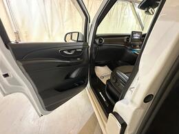 Mercedes-Benz V Class LR20TUV