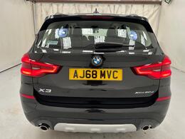 BMW X3 AJ68MVC