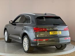 Audi Q5 YX19ODE