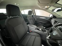 Vauxhall Insignia VO71HRZ