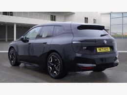 BMW iX HK71KCO