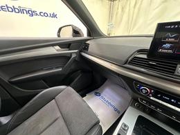 Audi Q5 LV70YWW