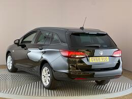 Vauxhall Astra DV68VUO