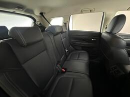 Mitsubishi Outlander FM19SHX