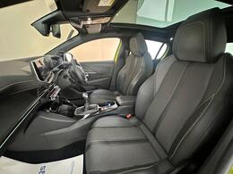 Peugeot 208 FL24CFM
