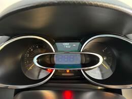 Renault Clio LO64FZP