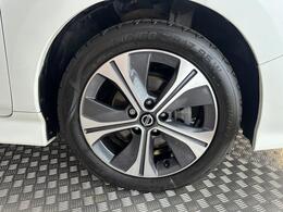 Nissan Leaf ST69WUU