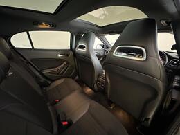 Mercedes-Benz GLA MD18EHS
