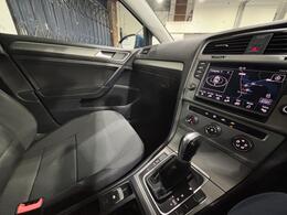 10b76823d2474fbb8a710082ed71eb01