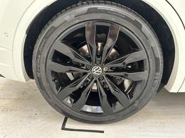 Volkswagen Touareg VK21UHB