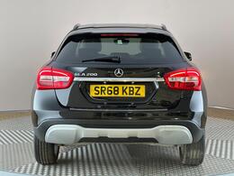 Mercedes-Benz GLA SR68KBZ