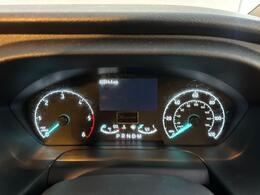 Ford Transit Custom OV72AVG