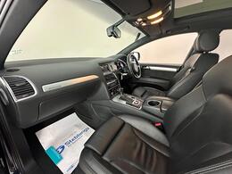 Audi Q7 RE14WYZ