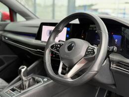 Volkswagen Golf AO22OUP
