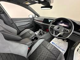 Volkswagen Golf VU22JYZ