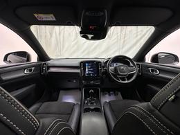 Volvo XC40 YM70MTZ