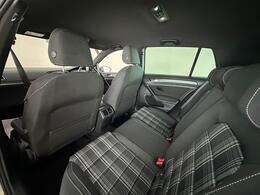 Volkswagen Golf MK69DZY