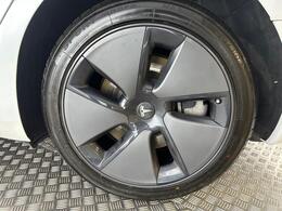 Tesla Model 3 AF72VHA