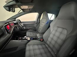 Volkswagen Golf MT72YYX