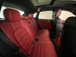 Porsche Macan AP24DWK