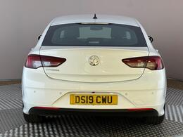 Vauxhall Insignia DS19CWU